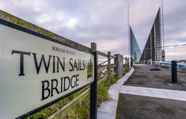 Poole’s troubled Twin Sails Bridge closed after mast breaks while lifting